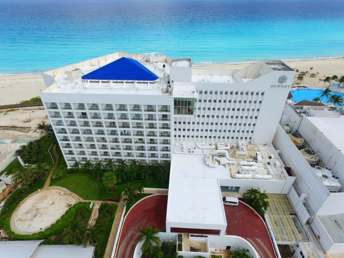 Sunset Royal Hotel Cancún Buitenkant foto